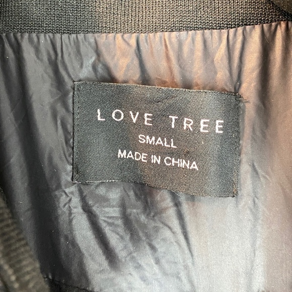 Love Tree Puffer Vest Sz Small Black Nylon Zip Up Stretch Side Panels - Picture 7 of 12